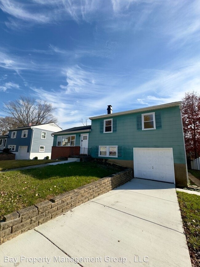 Building Photo - 3 br, 1.5 bath House - 1817 Wycliffe Road
