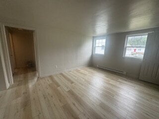 Building Photo - 380 Cherrydale Ave