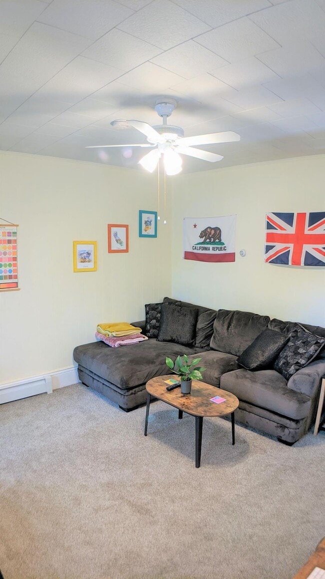 Building Photo - 11 Bristol St