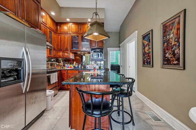 Kitchen - 912 S Bell Ave