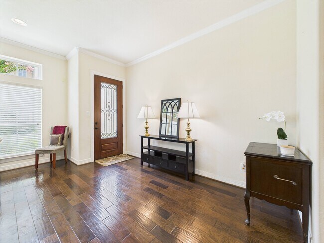 Building Photo - 22 Tassia Ln