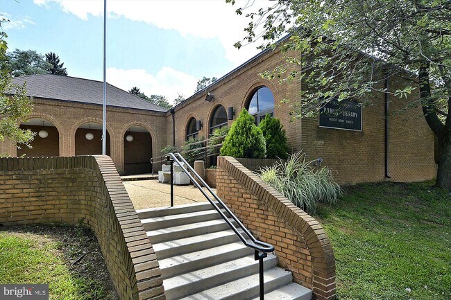 Foto del edificio - 10506 Marbury Rd