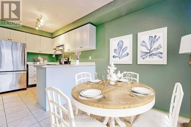 Building Photo - 739 Joe Persechini Dr