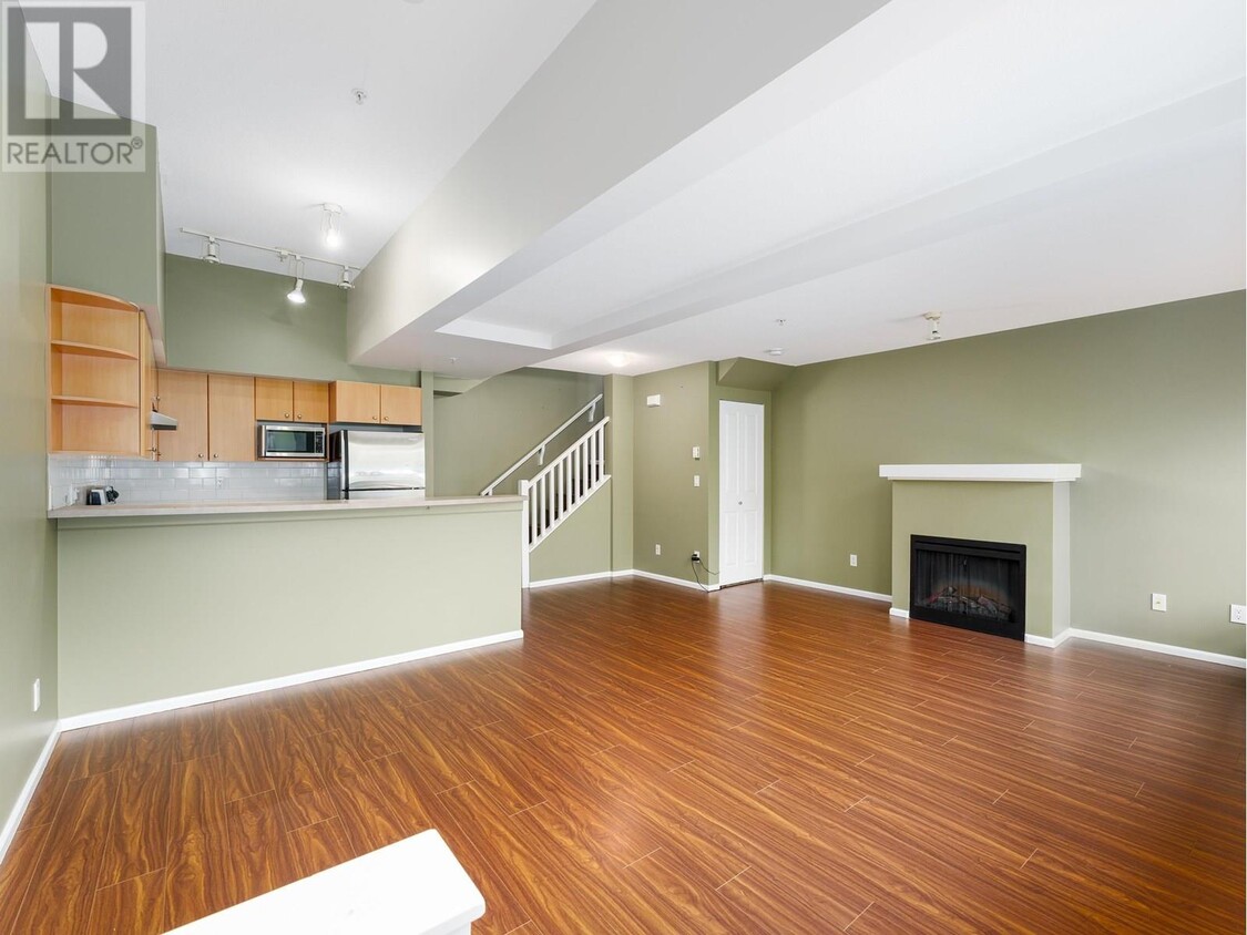 Primary Photo - 7088-7088 17th Ave