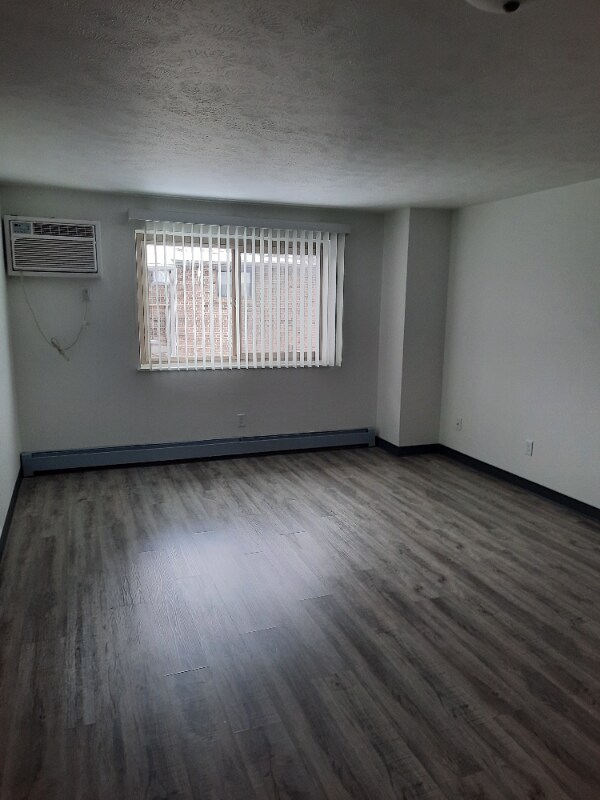 Building Photo - 2767 W Mason St
