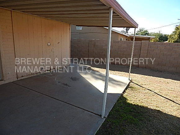 Building Photo - 6802 W Wolf St