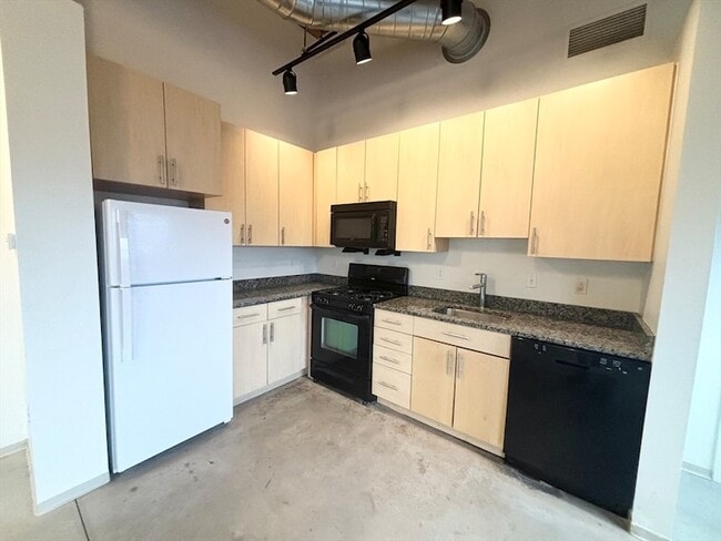 Photo - 88 Gerrish Ave Apartment