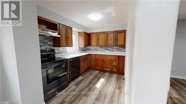 Building Photo - 51 Paulander Dr