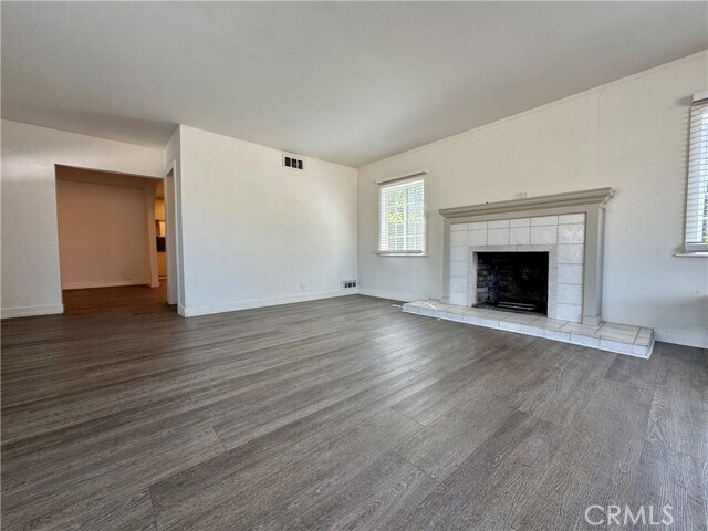 Building Photo - 3052 Burton Ave