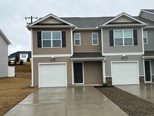 Building Photo - 1112 S Norwhich Ln