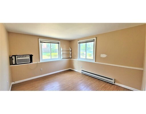 Building Photo - 4 Royal Dane Dr