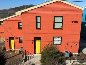 Building Photo - 705 Wilkinson Blvd