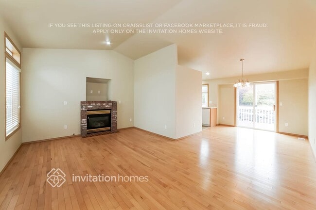 Building Photo - 4716 35th Ave NE