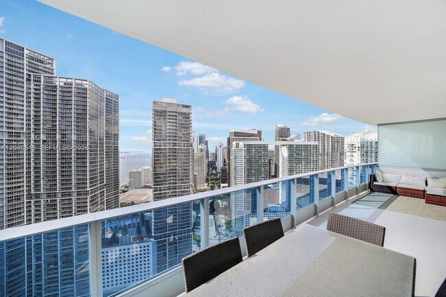 Foto del edificio - 200 Biscayne Blvd Way