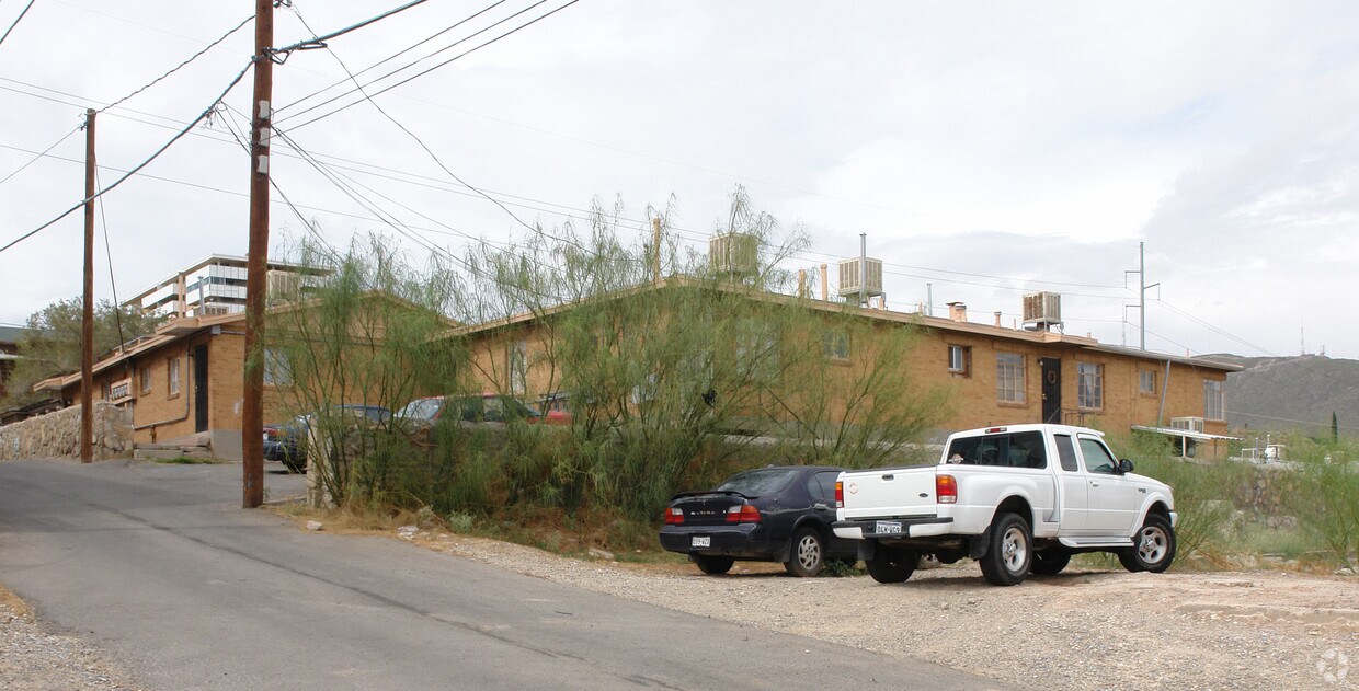Foto del edificio - 1625 N Stanton St