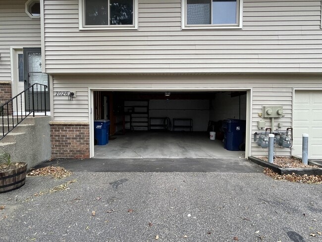 Building Photo - 7026 Pima Ln