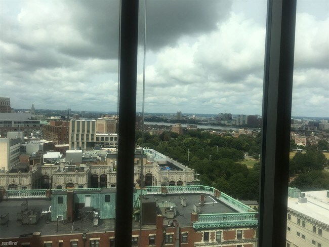 Foto del edificio - 661 Washington St