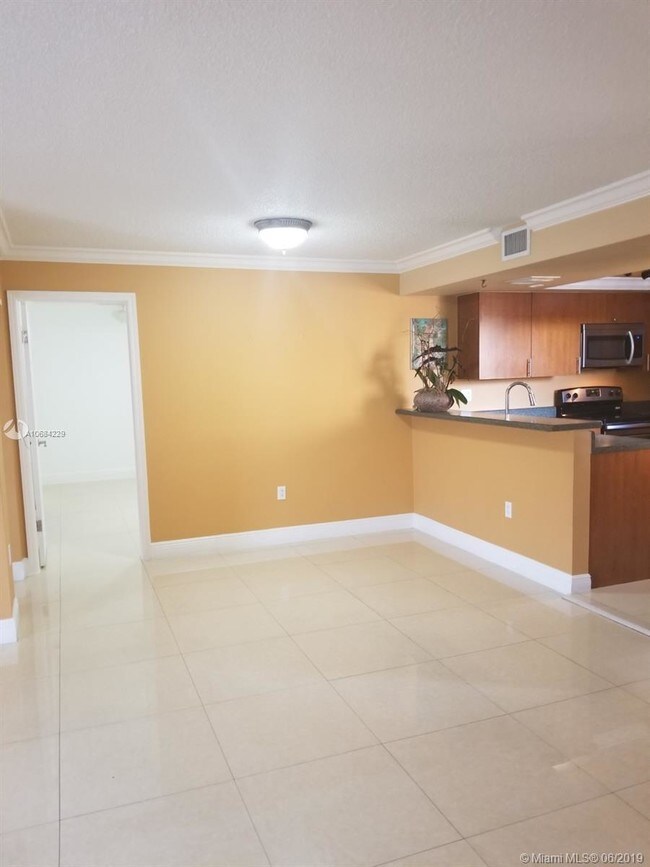 Foto del edificio - 10805 NW 7th St