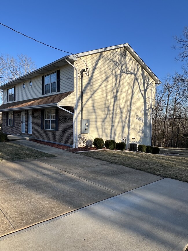 Building Photo - 2682 Wegman Rd