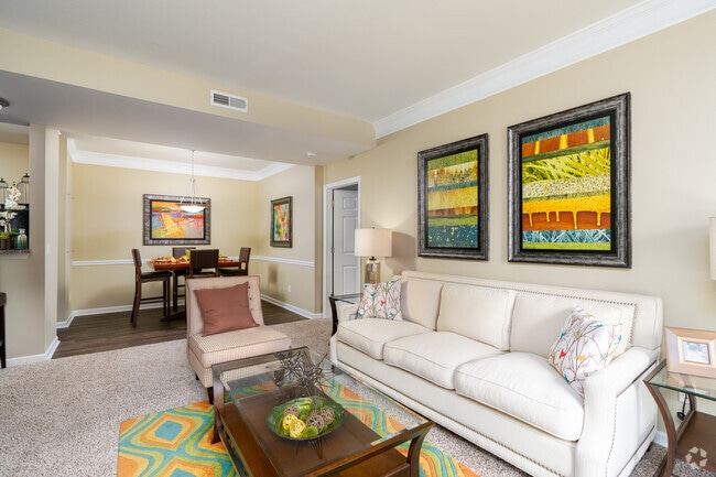 Interior Photo - Prairie Point