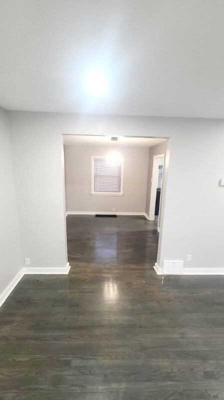 Foto del edificio - 2060 E 99th St