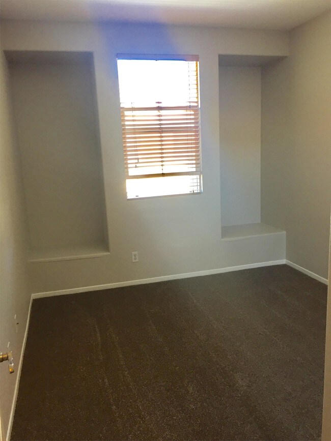Foto del edificio - 785 Anchor Cove