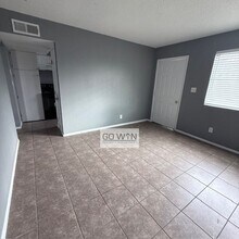 Building Photo - 245 S Allen