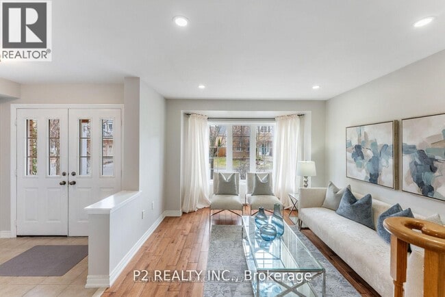 Building Photo - 8 Parish Ave