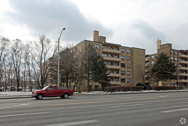 Building Photo - Scarborough Apartments