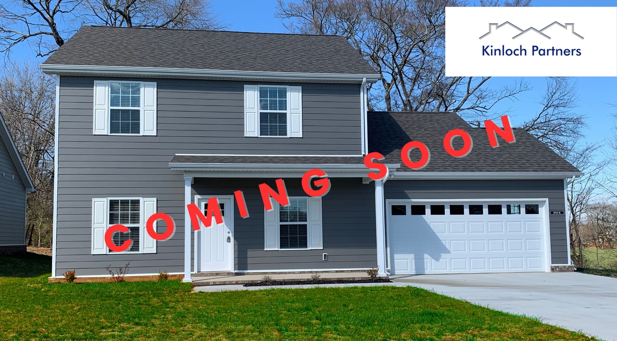 Primary Photo - Live in Style and Comfort in Sought-After ...