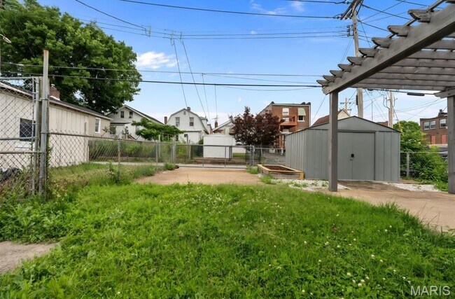 Foto del edificio - 5462 Christy Ave