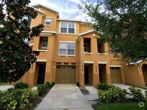 Building Photo - 8709 Spruce Hills Ct