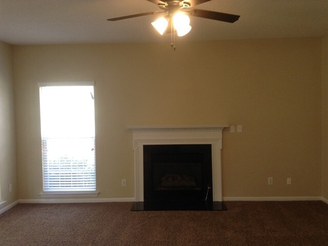 Foto del edificio - 6541 Derby Ln NW