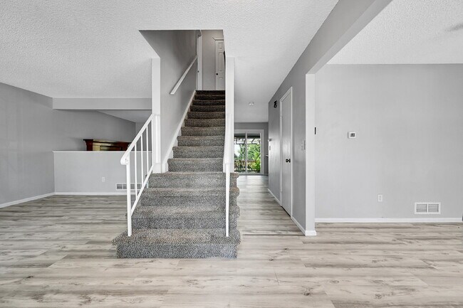Foto del edificio - $2,895 - 3 Bed, 2.5 Bath Home with Central...