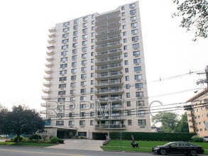 Building Photo - 307 Prospect Ave