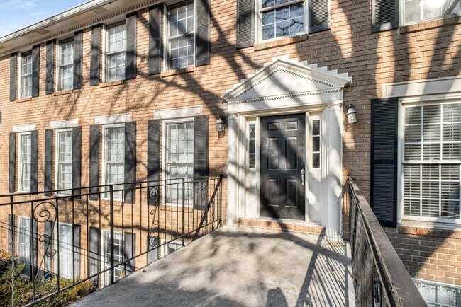 Foto del edificio - 1101 Collier Rd NW