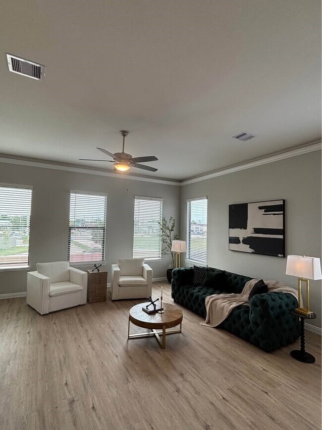 Building Photo - 13635 Teal Bluff Ln