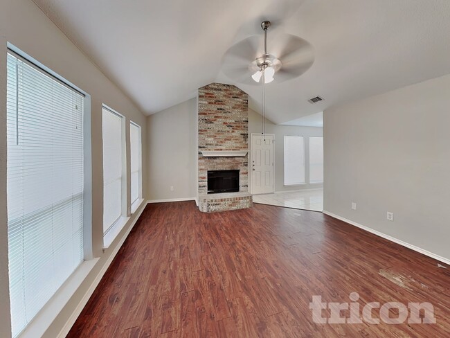 Foto del edificio - 2709 Star Ave