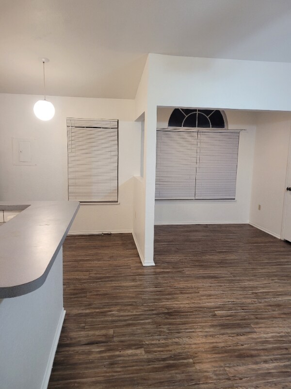 Photo - 1603 Columbus Arms Cir Apartment