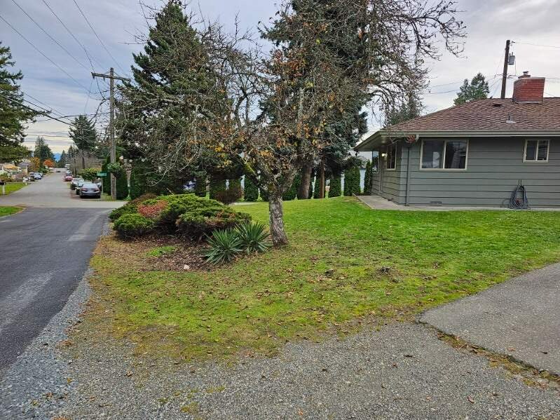6901 Commercial Ave Unit 6901, Everett, WA 98203 Room for Rent in