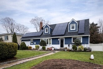 Building Photo - 83 E Lido Promenade