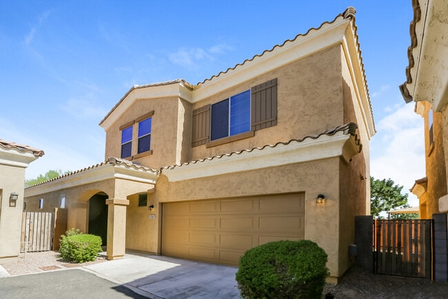 Building Photo - 1737 S Desert View Pl