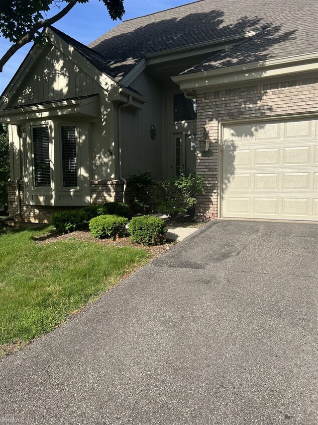 Primary Photo - 2 br, 2 bath Condo - Drakes Crossing Condo...