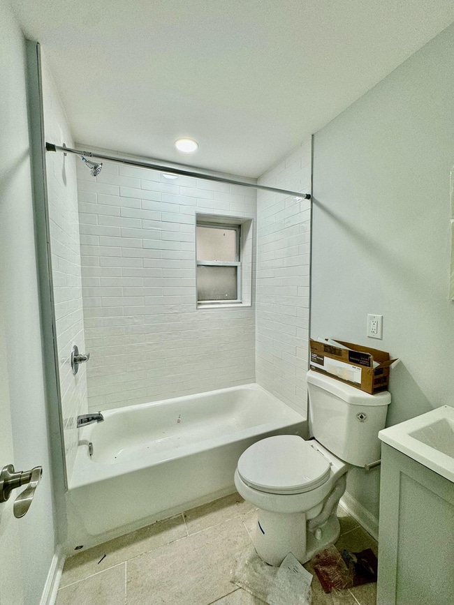 Photo - 3011 W Girard Ave Apartment