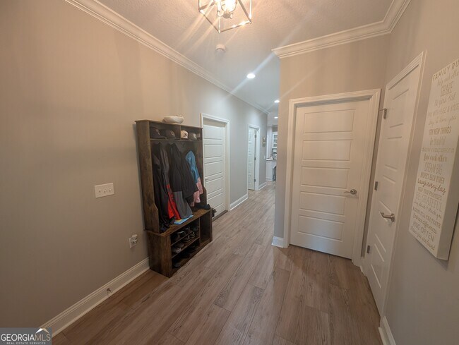 Building Photo - 164 The Villas Wy