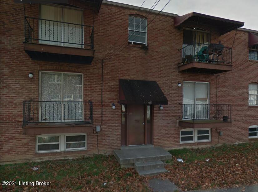 Primary Photo - 1300 Oakwood Ave