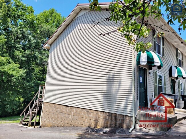 Building Photo - 1586 Virginia Ave