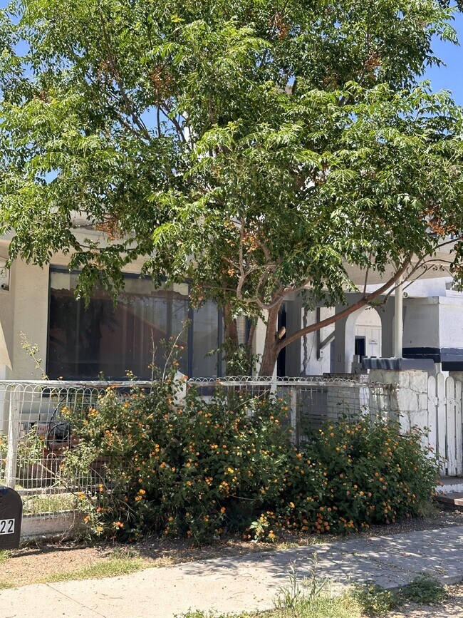 Building Photo - Delightful and Cozy 3bdrm 1bath Home For R...