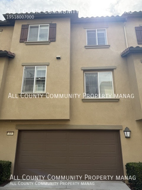 Photo - 315 W Linden Dr Townhome
