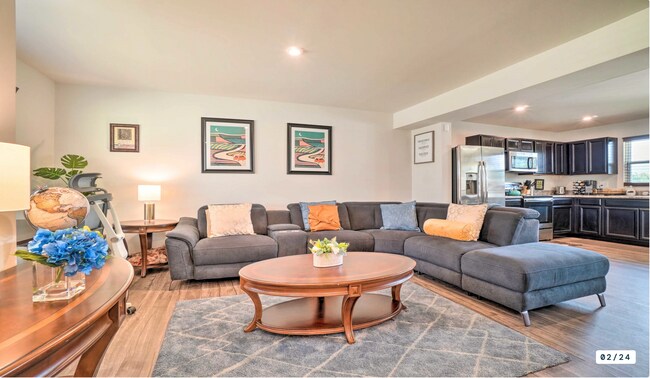 Foto del edificio - 2020-Built Beautiful 3 Bed 2.5 Bath End-Unit Townhome in Belle Arbor Community in Nashville, TN